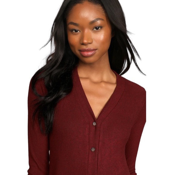 NWT Lulu's SWEET COMFORT BURGUNDY BUTTON-FRONT SWEATER DRESS Ruby Red XS - Picture 5 of 9